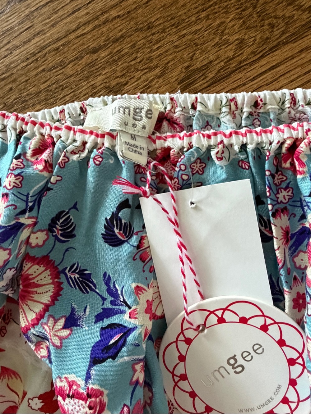 Umgee Women’s off the shoulder top - Size medium BNWT! - Picture 4 of 7